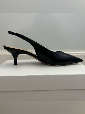 Pointed Black Slingback Kitten Heel Pumps